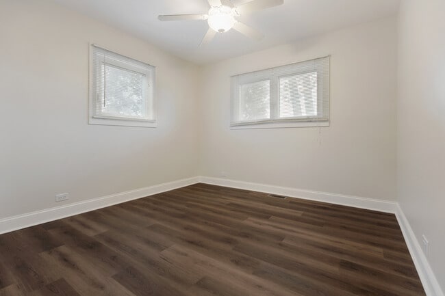 Building Photo - 198 Shadywood Ln