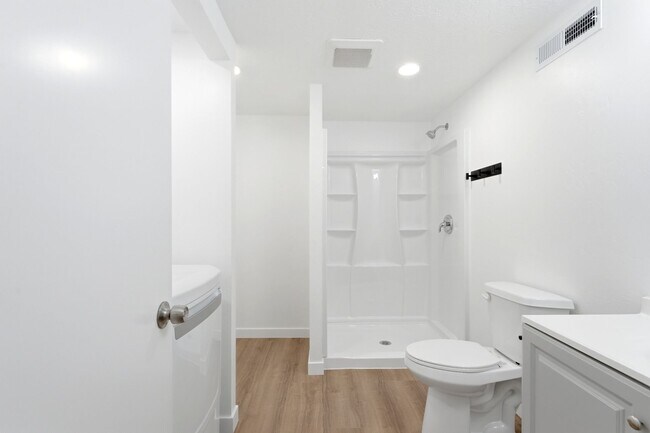 Building Photo - 4523 S 600 E