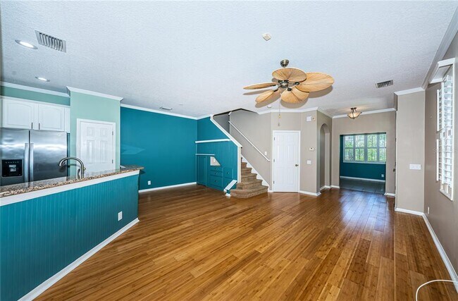 Building Photo - 580 Shoreham Ct NE