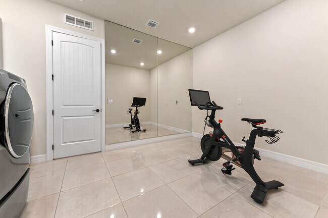 Building Photo - 9171 Balsamo Dr.