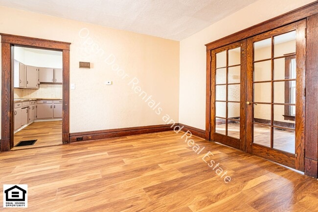 Building Photo - 4 bedroom home now available!