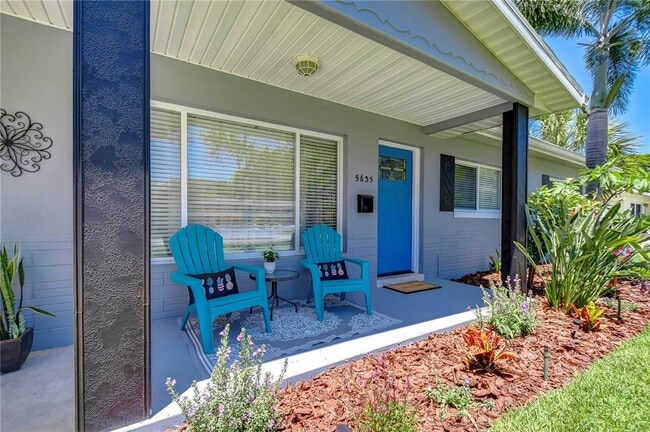 Building Photo - 5635 24th Ave N