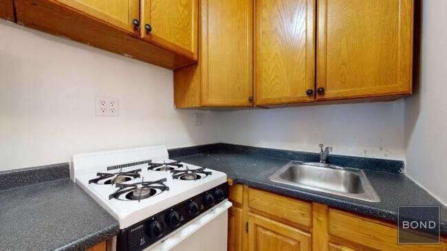Building Photo - 1 bedroom in NEW YORK NY 10003