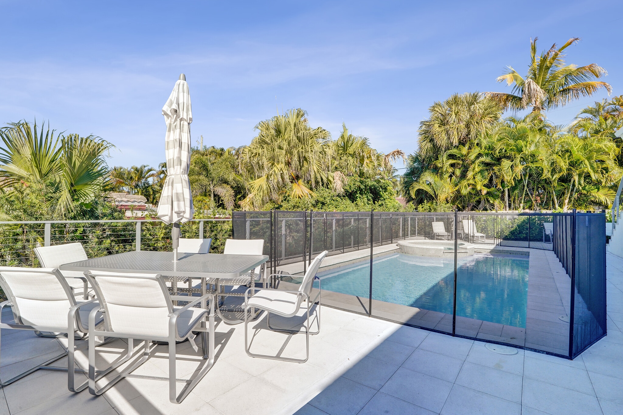 Building Photo - 1673 Bel Air Ave