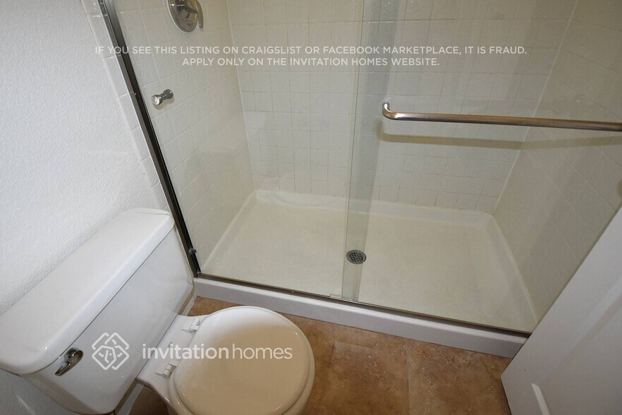 Building Photo - 8023 Pinot Noir Way