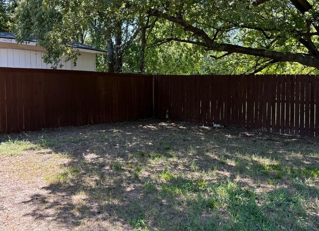 Building Photo - Nice property in Richardson....