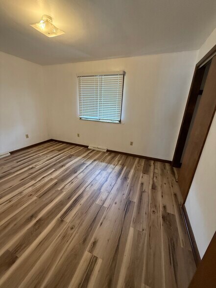 Building Photo - 146 Preston Ave