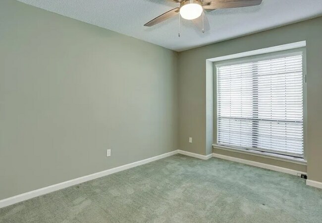 Building Photo - 2902 Running Creek Ln