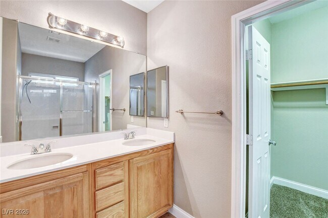 Building Photo - 3605 N Porch Swings Way