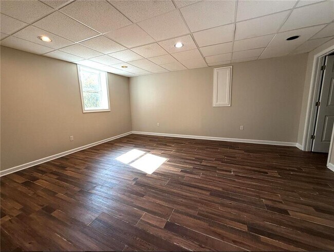 Building Photo - 410 Montevallo Dr NE