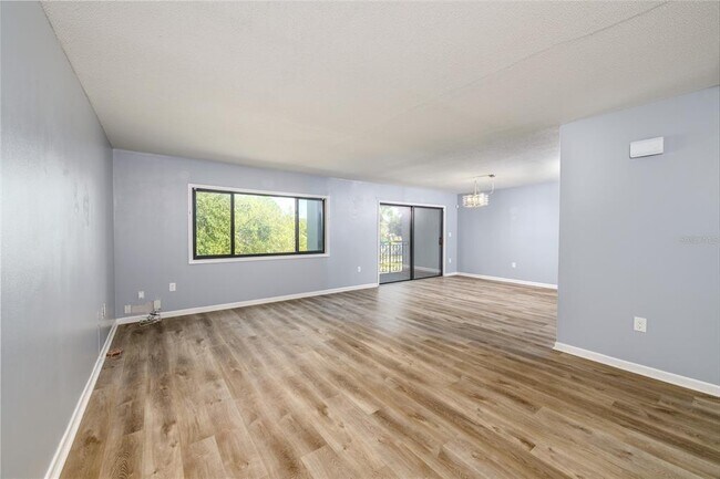 Building Photo - 6304 Grand Bahama Cir