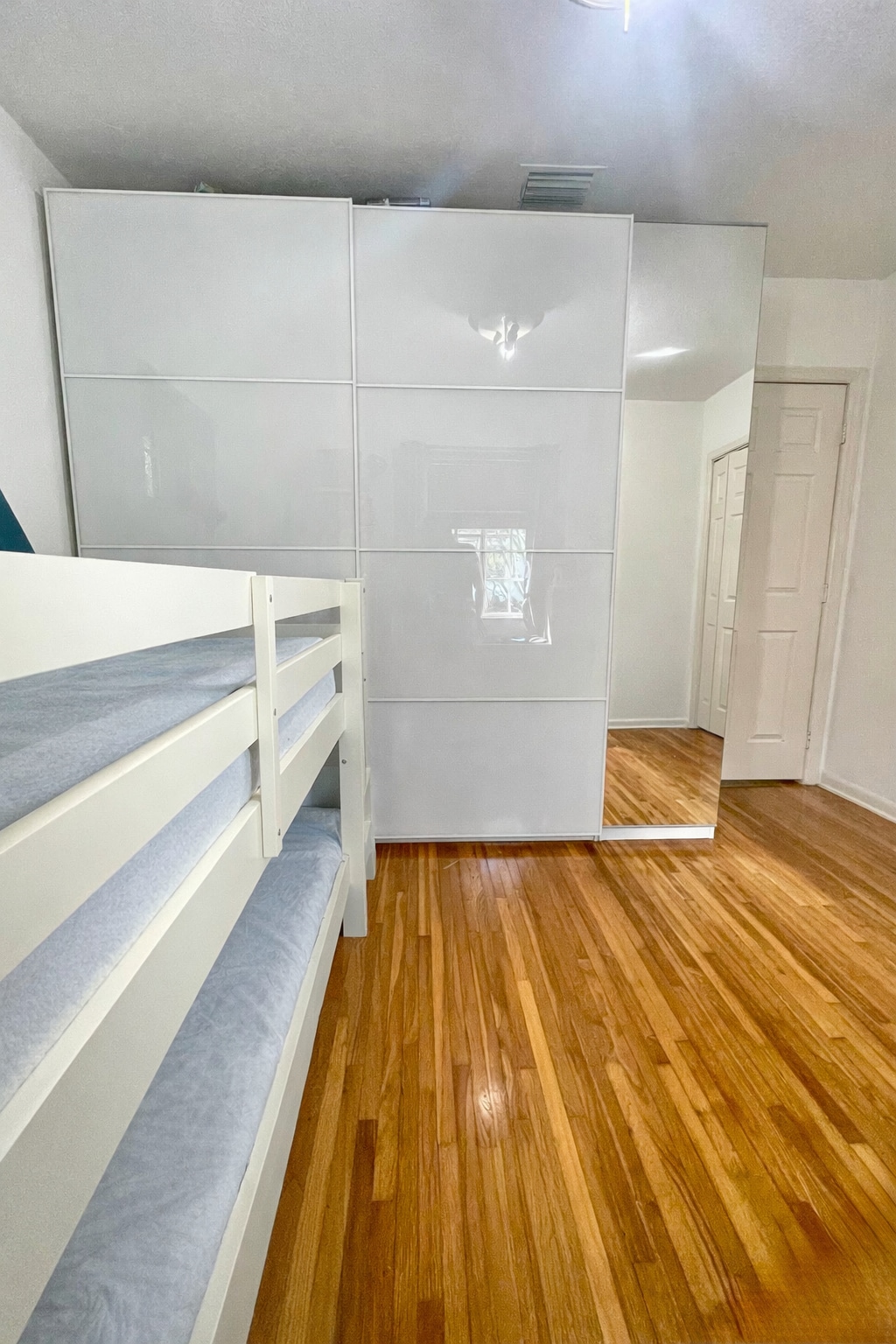 BEDROOM 2 - 5840 SW 5th St