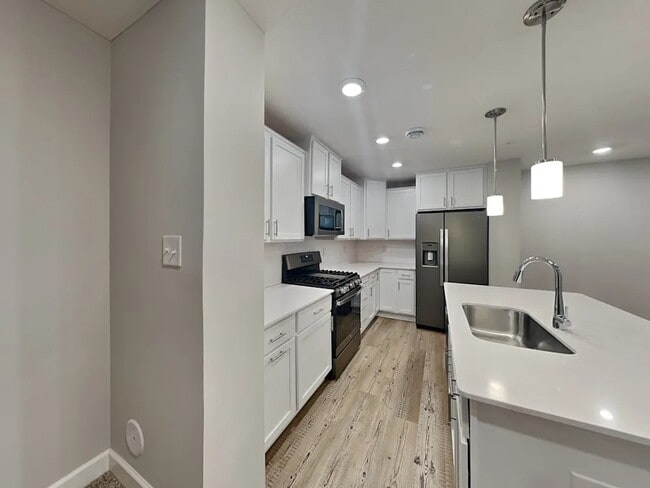 Building Photo - 1263 142nd St E