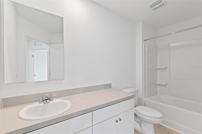 Building Photo - 516 Redbud Rd