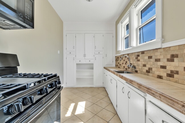 Floorplan - 1141 Pine Ave