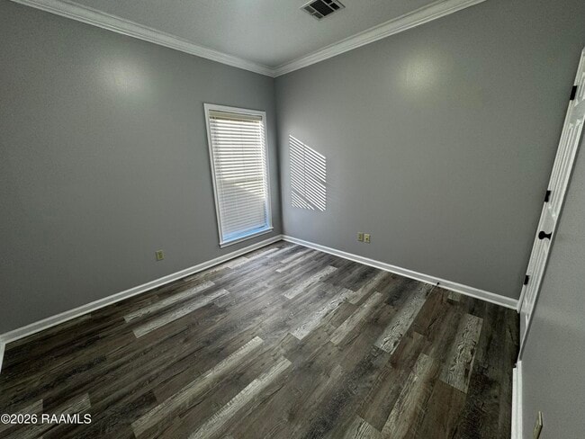 Building Photo - 201 Pavilion St