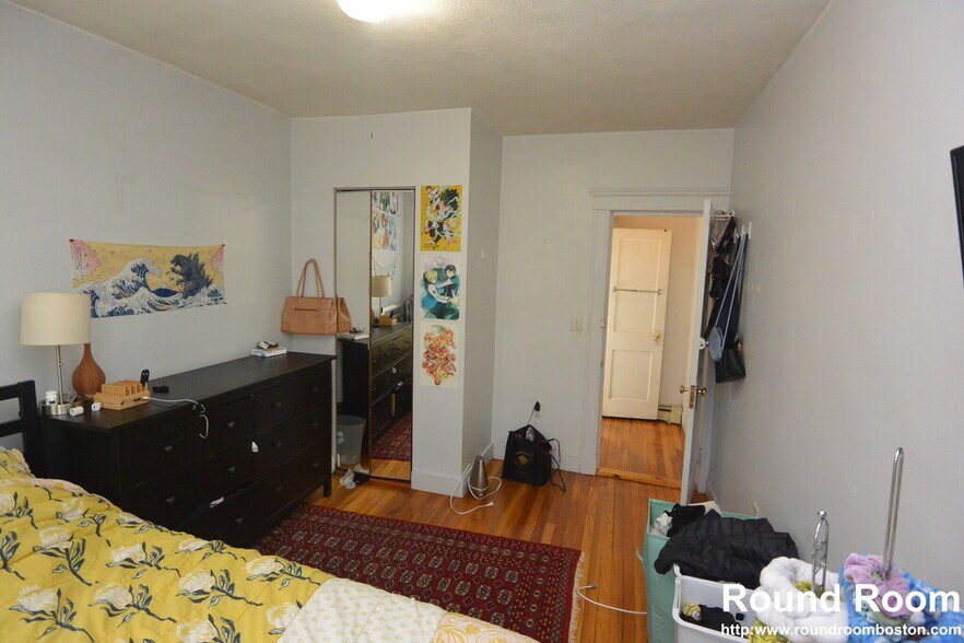 Building Photo - 120 Washington St