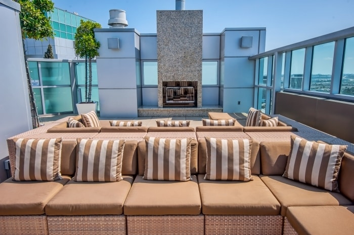 Building Photo - 13700 Marina Pointe Dr