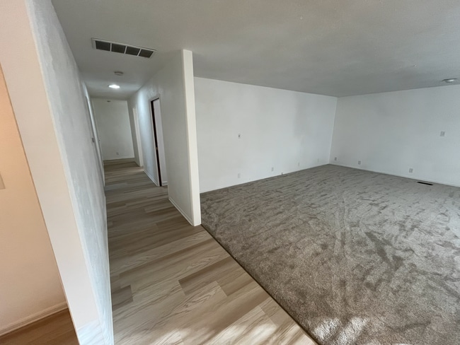 Building Photo - 616 S Harrison St