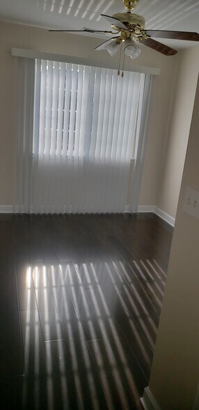 Building Photo - 9030 W Heathwood Cir