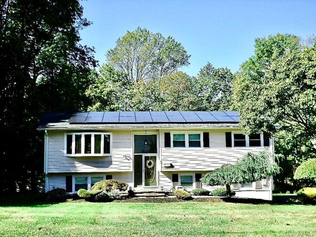 Primary Photo - 8 Jodi Ln