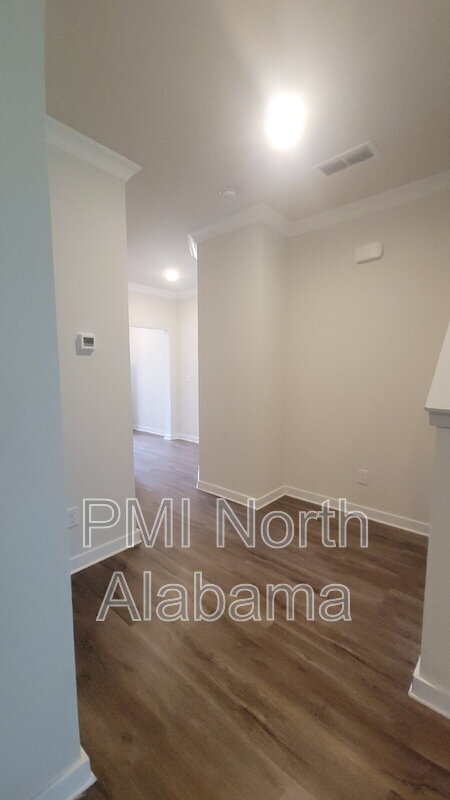 Building Photo - 7203 Chatfield Wy NW