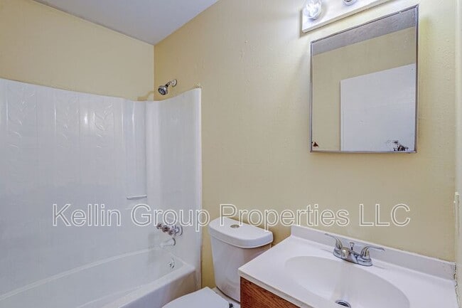 Building Photo - 3020 Reiter Dr