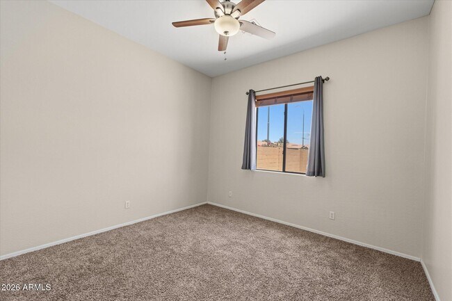 Building Photo - 2619 E Hazeltine Way