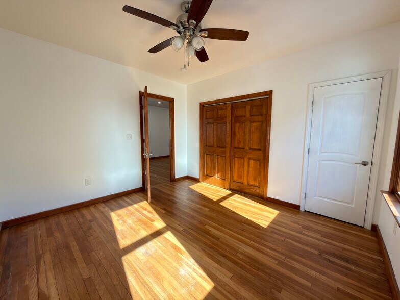 Building Photo - 36 Chipman St