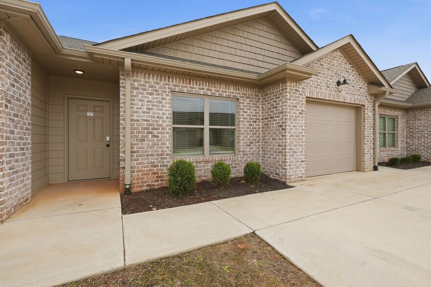 Building Photo - 29789 Hardiman Rd