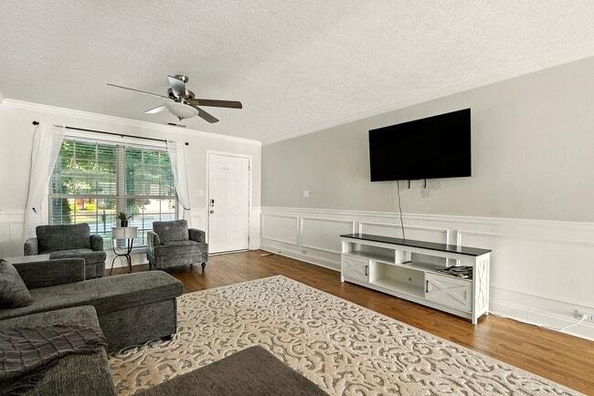 Building Photo - 17011 Bowline View Trail