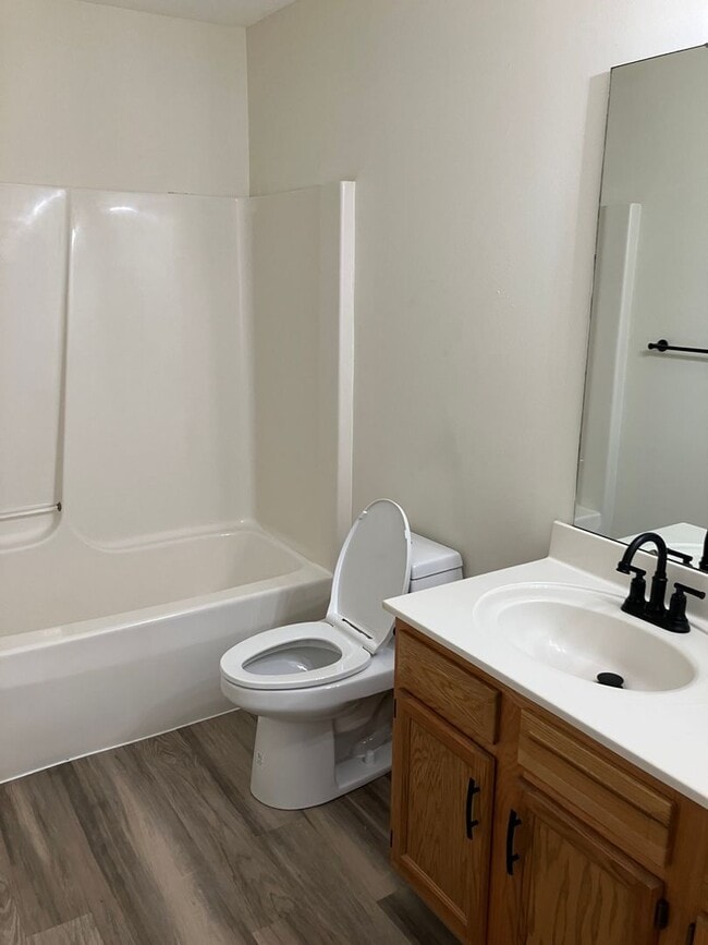 Building Photo - Modern & Spacious 2-Bedroom Ranch Condo – ...