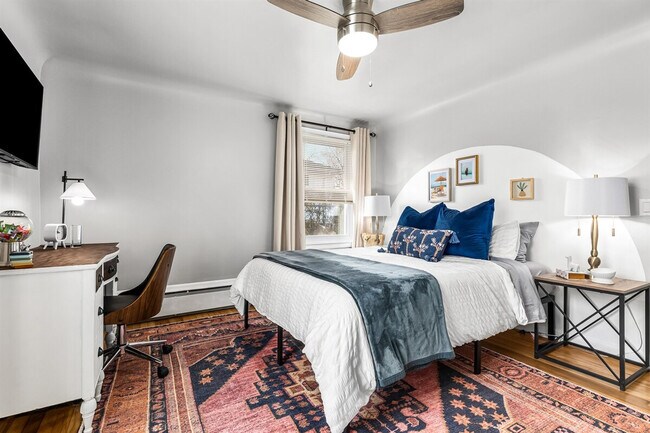 Building Photo - 8254 Mary Ann Ave