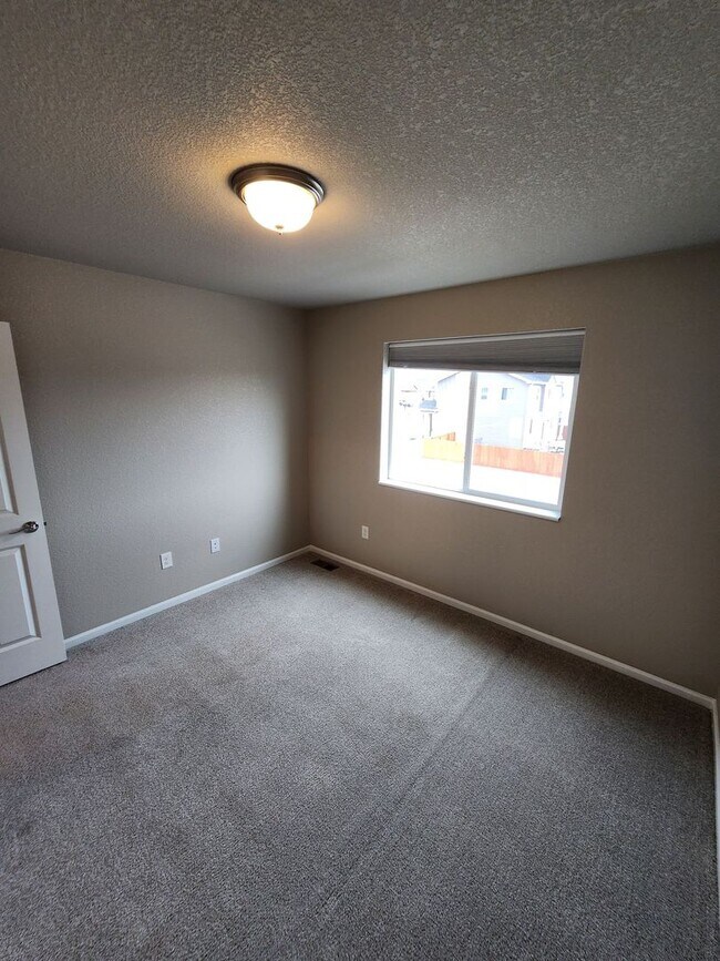 Building Photo - Beautiful Home in Meridian Ranch
