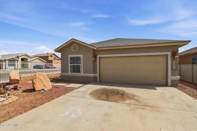 Building Photo - 13020 Stonington Ln