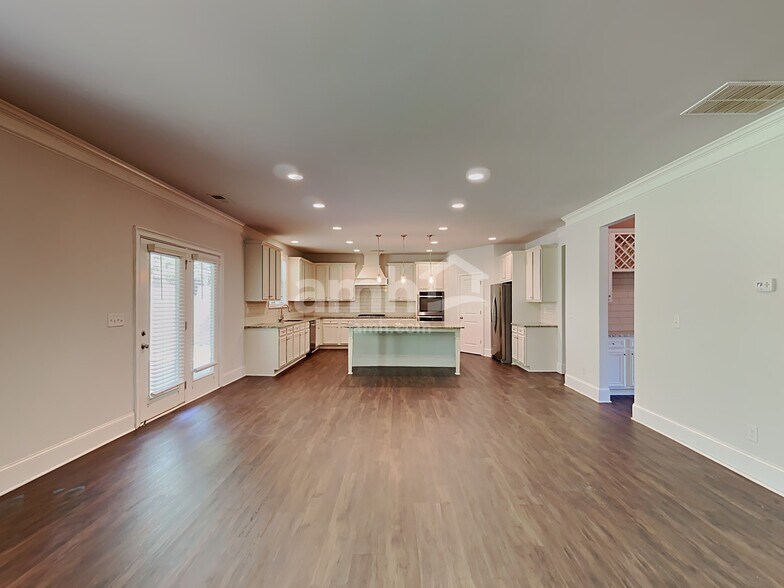 Building Photo - 3717 Woodoats Cir