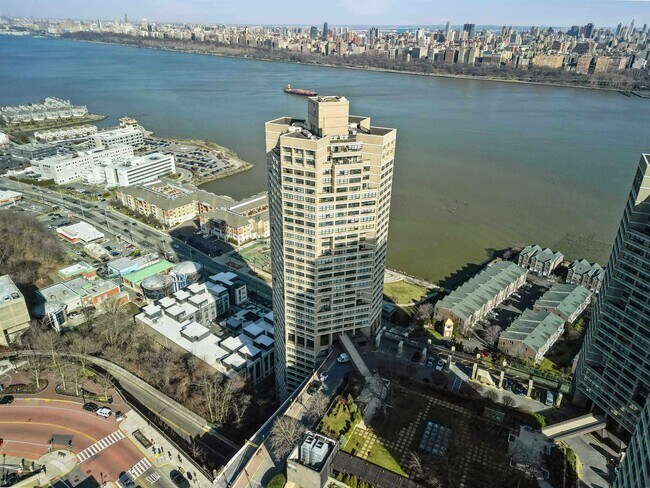 Building Photo - 7004 JFK Blvd E