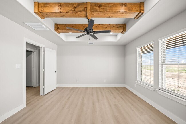 Building Photo - New Construction Home In Slaton ISD!