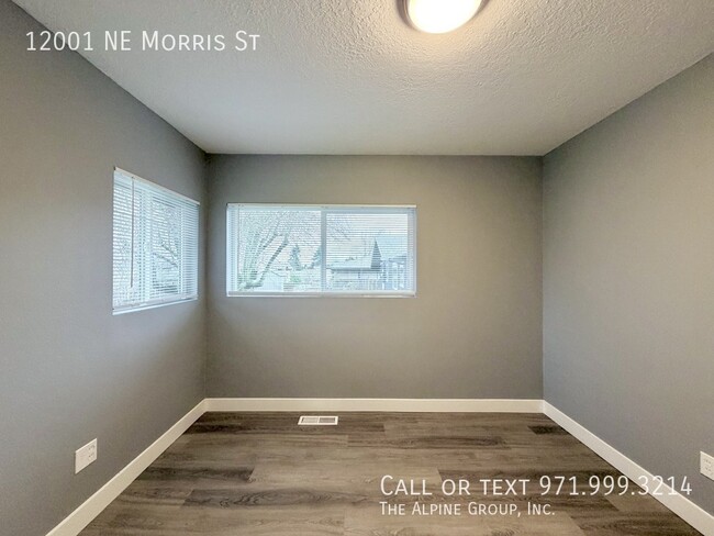 Building Photo - 12001 NE Morris St