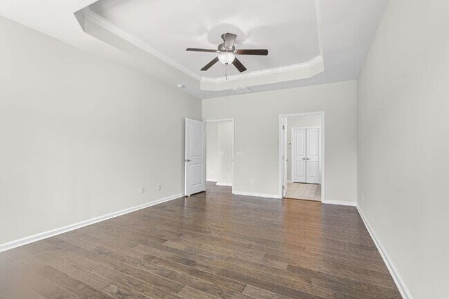 Building Photo - Charming 4-Bedroom Retreat with Cozy Fireplace in Fountain Inn