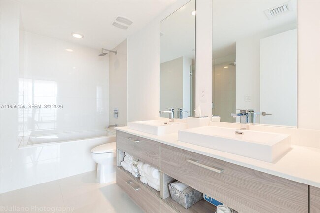 Building Photo - 1300 S Miami Ave