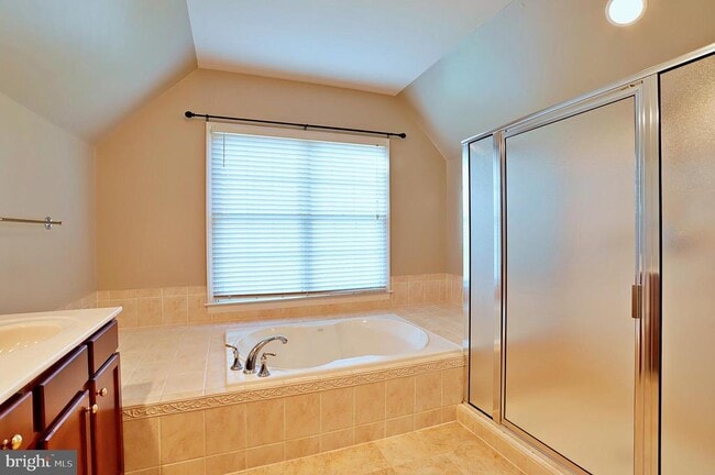 Building Photo - 8163 Snead Loop