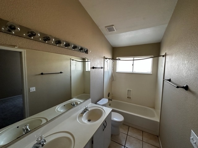 Building Photo - HOUSE FOR RENT