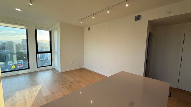 Building Photo - Epic REA - Live at Renou - Modern 2024 Building - 2 BR/2 BA