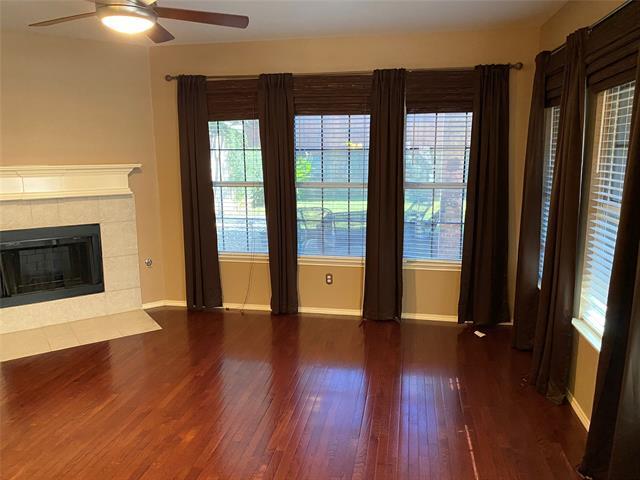 Building Photo - 207 Colonial Ln