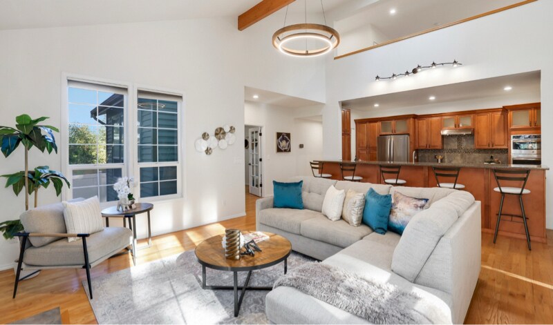 Building Photo - 2541 Lynnwood Ave NE