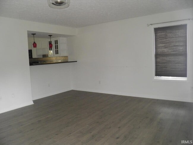 Building Photo - 2712 E Bressingham Wy