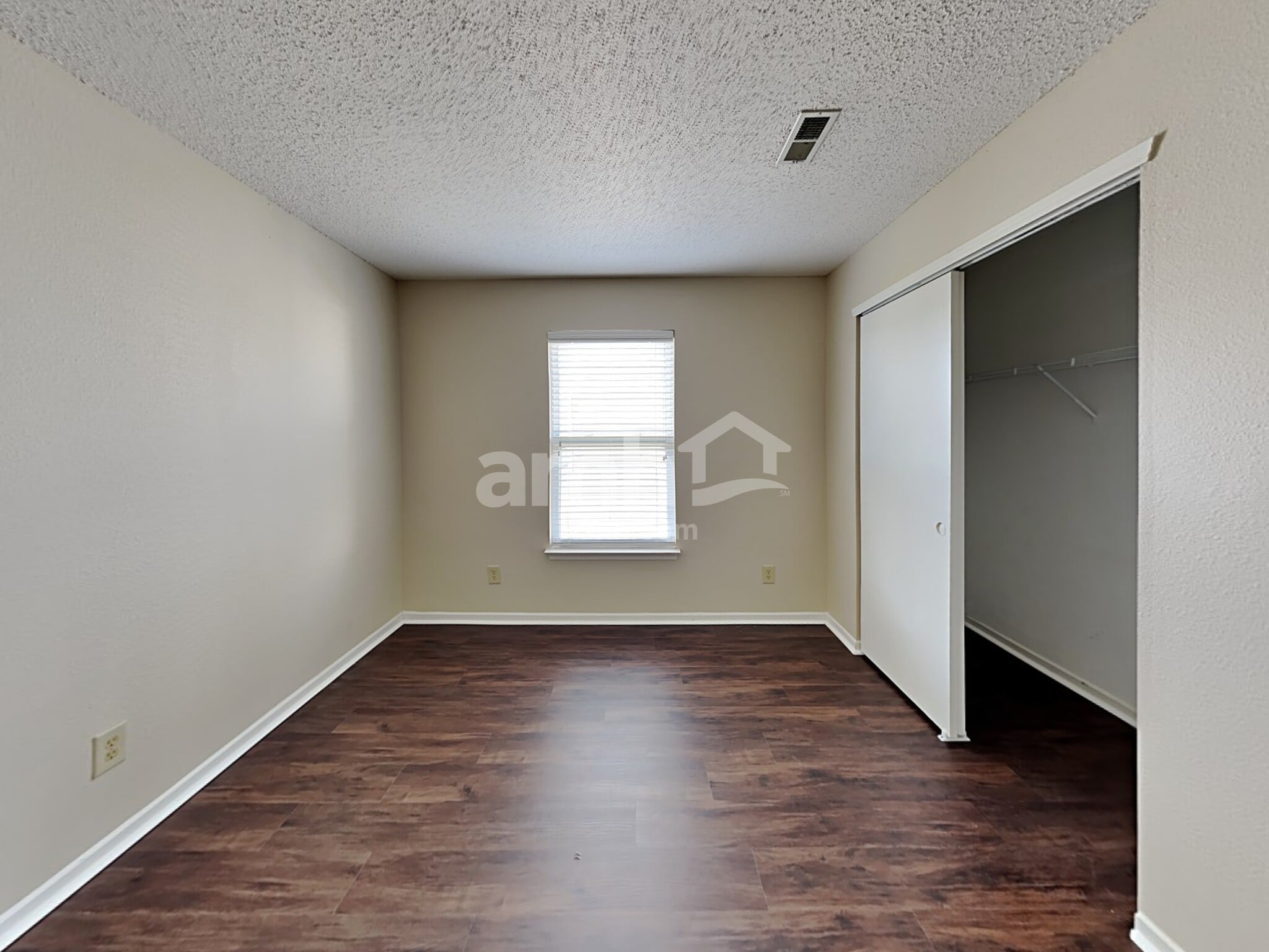 Building Photo - 6797 W Raleigh Dr