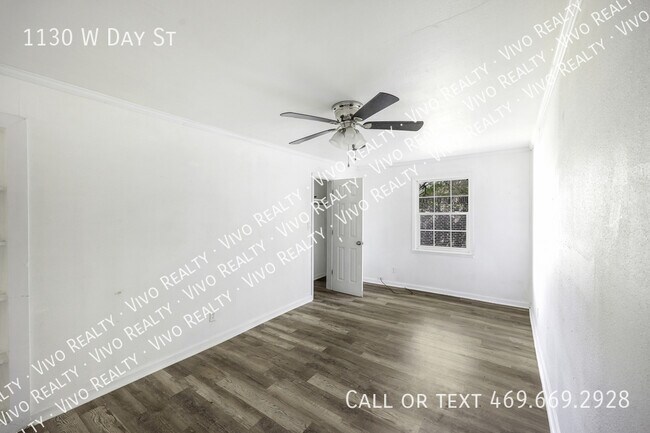 Building Photo - 1130 W Day St