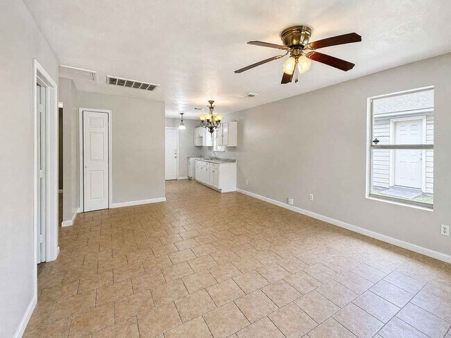 Building Photo - 11919 Greenmesa Dr
